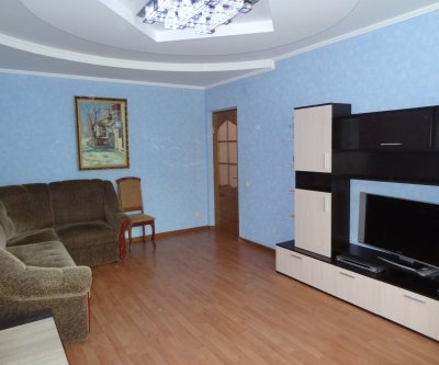 Сдам новую трехкомнатную квартиру