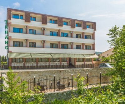 Гостевой дом «Танаис»,Алушта